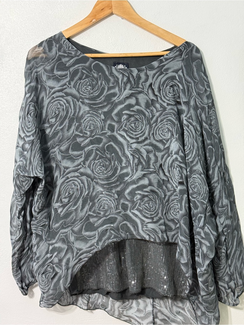 Le Marais Paris 100% Silk Gray Rose-Print Blouse with Sequin Lined Hem